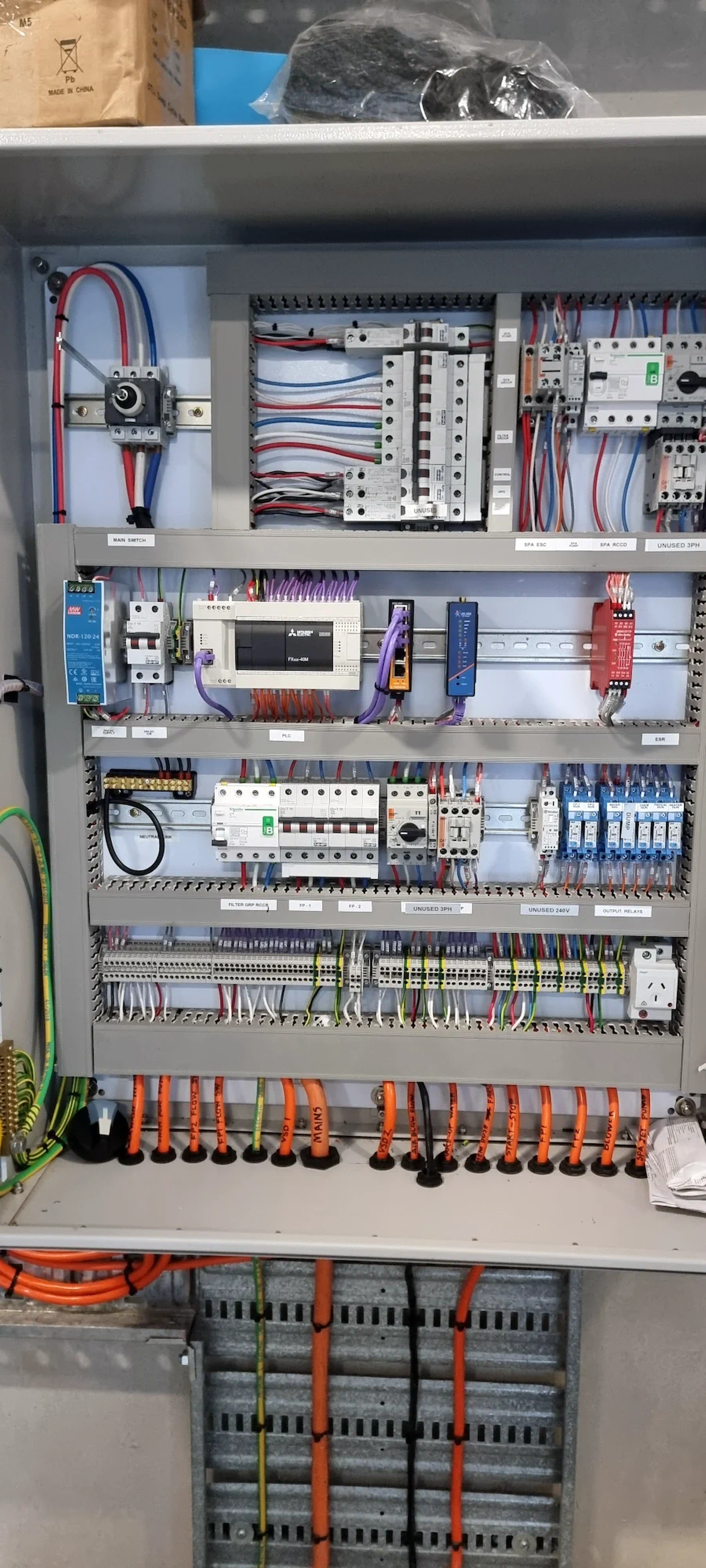 Row of servo dosing controllers